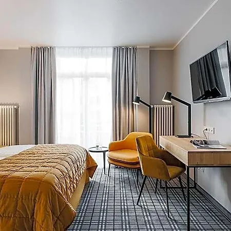Hotel Ambiente 4*